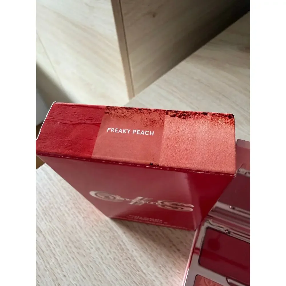 $38 ONE/SIZE Cheek Clapper 3D Blush Trio Freaky Peach New in Box